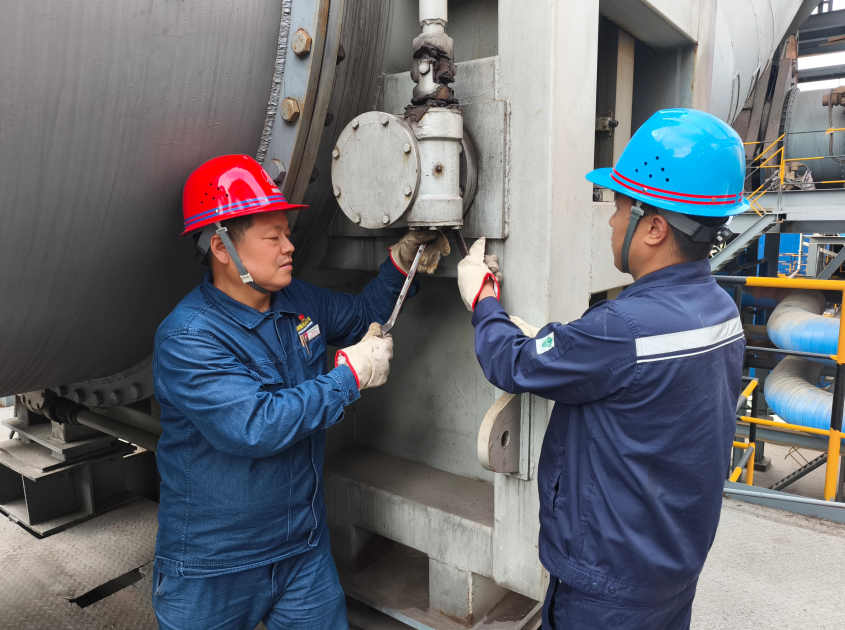 淬火成鋼鑄鐵軍 實干礪劍破困局